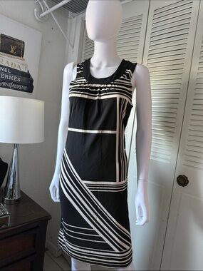 Banana Republic sleeveless size S